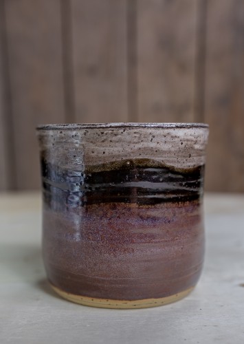 Rudas puodelis